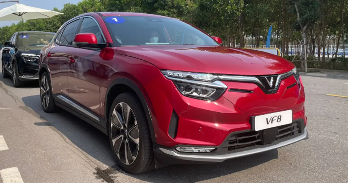 VinFast VF8